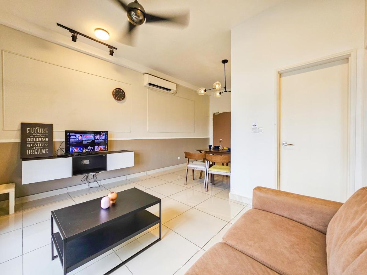 Meridin Medini Suite By Nest Home【Legoland】 Nusajaya  Bagian luar foto